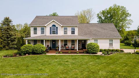 17 Three Oaks Rd, Okemos, MI 48864