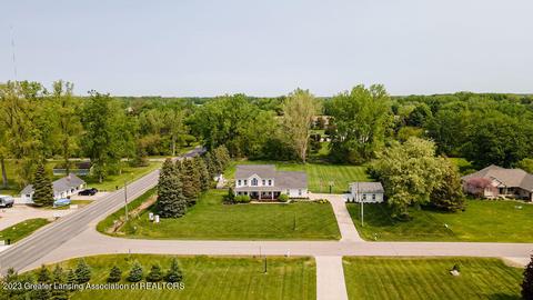 17 Three Oaks Rd, Okemos, MI 48864 photo 2