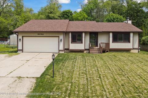 6324 Porter Ave, East Lansing, MI 48823