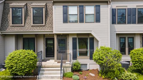 212 Park Meadows Dr #24, Lansing, MI 48917