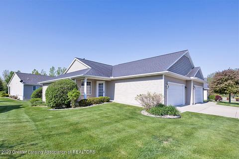 1007 Randy Ln, Saint Johns, MI 48879