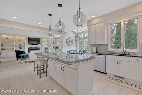 2056 N Timberview Dr, Okemos, MI 48864 photo 16