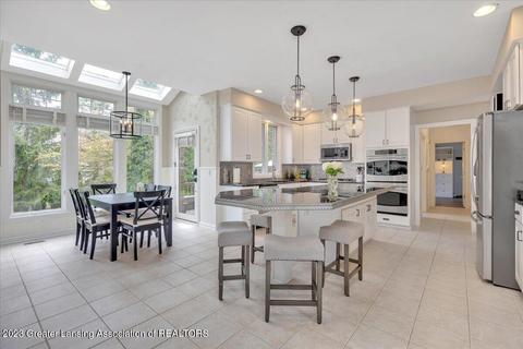 2056 N Timberview Dr, Okemos, MI 48864 photo 18