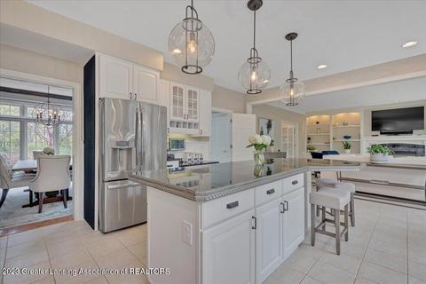 2056 N Timberview Dr, Okemos, MI 48864 photo 19