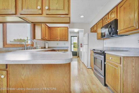 1651 W Alward Rd, Dewitt, MI 48820 photo 12