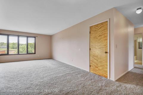 1651 W Alward Rd, Dewitt, MI 48820 photo 5