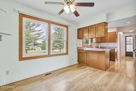 1651 W Alward Rd, Dewitt, MI 48820 photo 11
