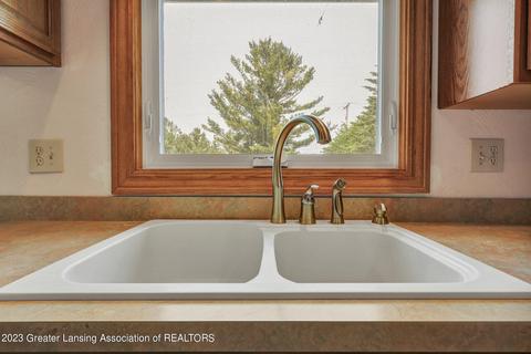1651 W Alward Rd, Dewitt, MI 48820 photo 15