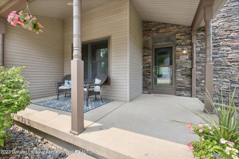 2027 Arbor Meadows Dr, Dewitt, MI 48820 photo 5