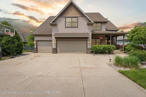 2027 Arbor Meadows Dr, Dewitt, MI 48820