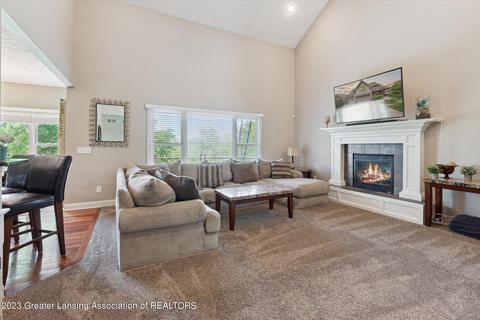 2027 Arbor Meadows Dr, Dewitt, MI 48820 photo 11