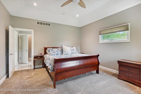 2027 Arbor Meadows Dr, Dewitt, MI 48820 photo 24