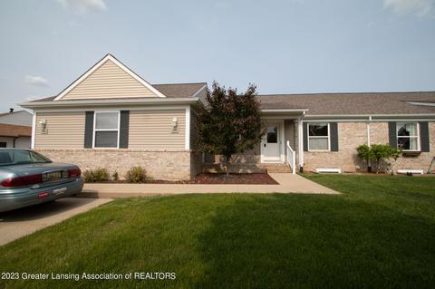 450 Red Cedar Blvd, Williamston, MI 48895