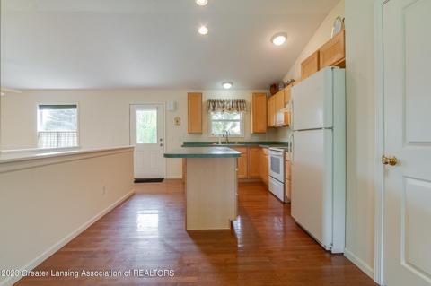 450 Red Cedar Blvd, Williamston, MI 48895 photo 7