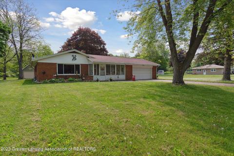 16105 Eskes St, Lansing, MI 48906