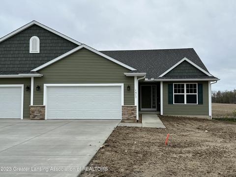 1417 Superior Dr #14, Saint Johns, MI 48879
