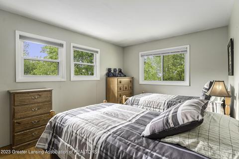 2400 Green Rd, Saint Johns, MI 48879 photo 17