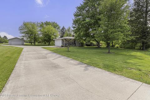 2400 Green Rd, Saint Johns, MI 48879 photo 3