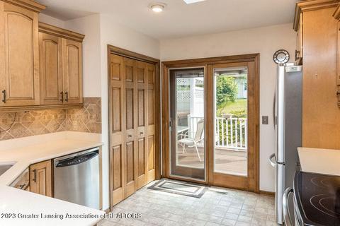 520 Sherman Rd, Lansing, MI 48917 photo 10
