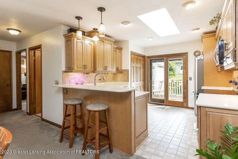520 Sherman Rd, Lansing, MI 48917 photo 8