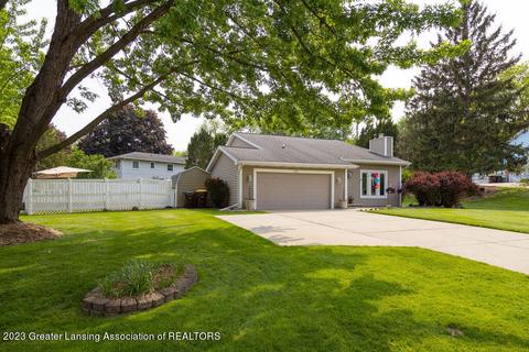 520 Sherman Rd, Lansing, MI 48917
