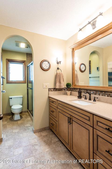 520 Sherman Rd, Lansing, MI 48917 photo 17
