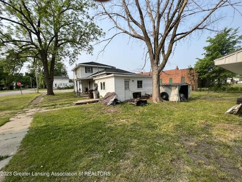 129 E Main St, Maple Rapids, MI 48853 photo 5