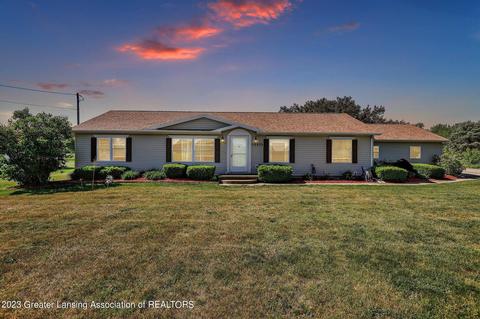 15575 W Eaton Hwy, Grand Ledge, MI 48837