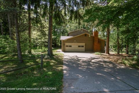 12560 Spruce Ln, Perry, MI 48872 photo 2