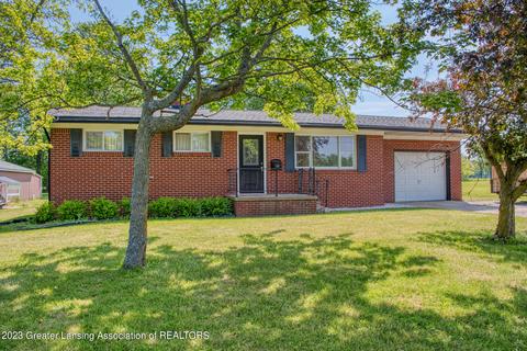 308 N Kingsley St, Corunna, MI 48817
