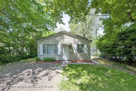 2912 Stabler St, Lansing, MI 48910