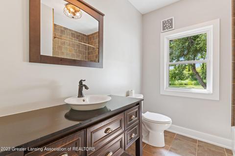 1240 W Stoll Rd, Dewitt, MI 48820 photo 13