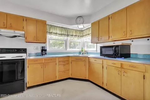 3441 Harper, Mason, MI 48854 photo 4