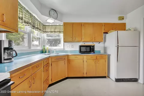 3441 Harper, Mason, MI 48854 photo 3