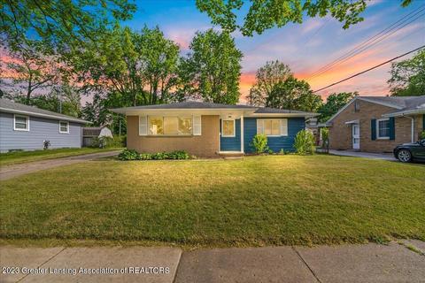 3201 Glasgow Dr, Lansing, MI 48911