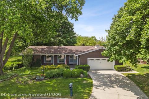 107 Rex St, Saint Johns, MI 48879