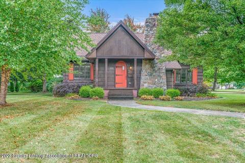 800 S Oakland St, Saint Johns, MI 48879