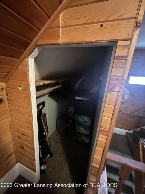 1973 Chestnut St, Holt, MI 48842 photo 27