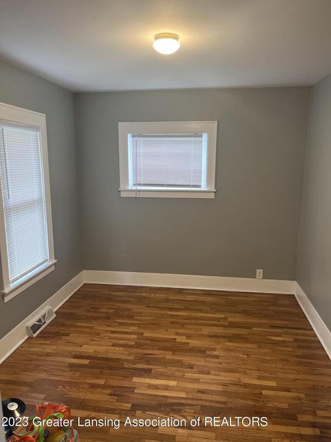 1973 Chestnut St, Holt, MI 48842 photo 23