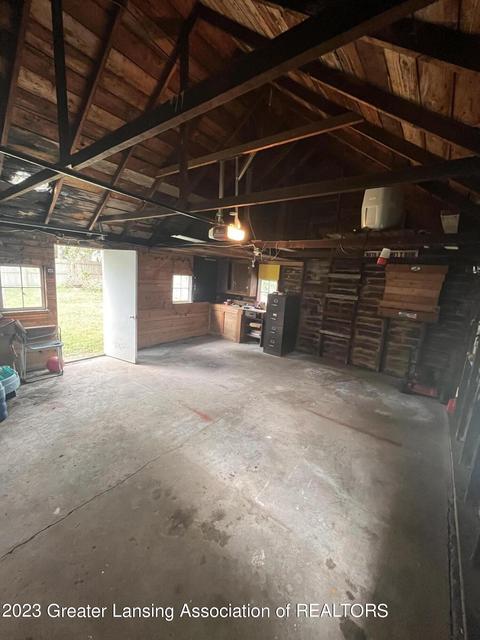 1973 Chestnut St, Holt, MI 48842 photo 42