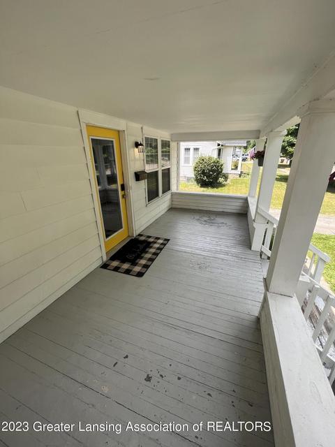 1973 Chestnut St, Holt, MI 48842 photo 7