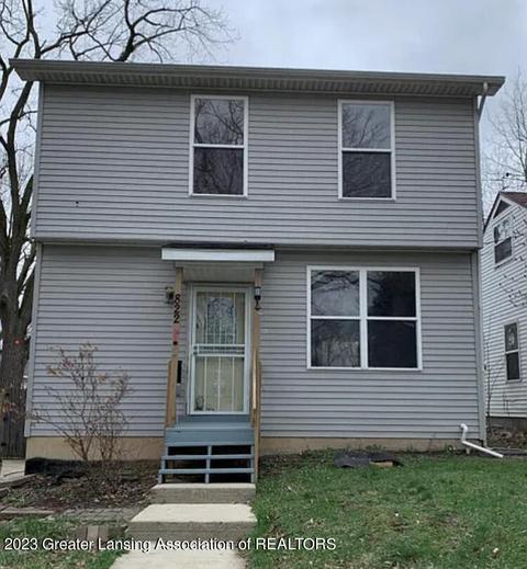 822 Clyde St, Lansing, MI 48915