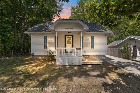 3216 Birch Row Dr, East Lansing, MI 48823