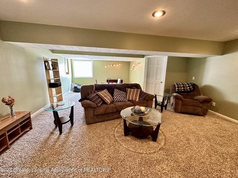 917 Durango Dr, Lansing, MI 48917 photo 21