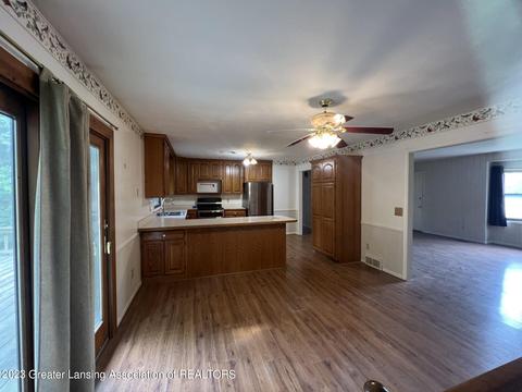 1116 W Herbison Dr, Dewitt, MI 48820 photo 26