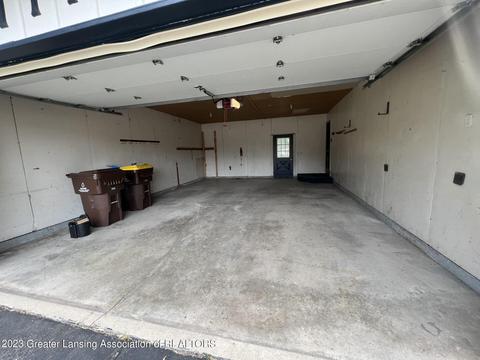 1116 W Herbison Dr, Dewitt, MI 48820 photo 29
