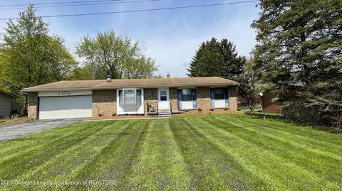 1116 W Herbison Dr, Dewitt, MI 48820 photo 3