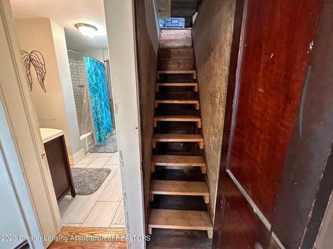 1345 Eureka St, Lansing, MI 48912 photo 17