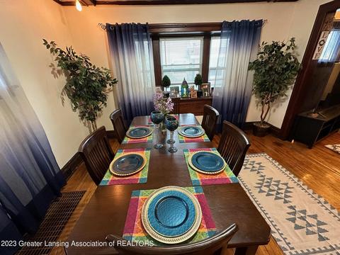 1345 Eureka St, Lansing, MI 48912 photo 7