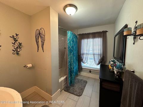 1345 Eureka St, Lansing, MI 48912 photo 12